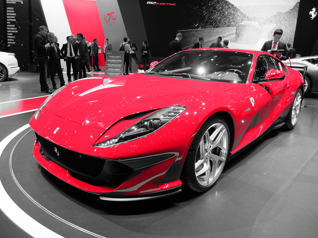 Ferrari 812